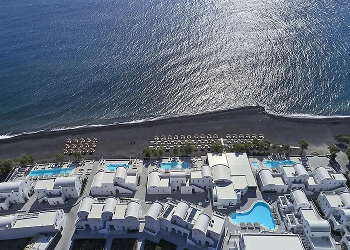Costa Grand Resort & Spa